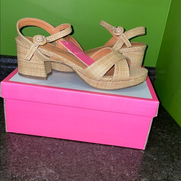 Tan Block Heel Sandals with Ankle Strap - Picture 1 of 15
